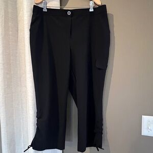 Weekends by Chicos Black Crop Pants, Cargo Pocket, Size Large, Chicos 2